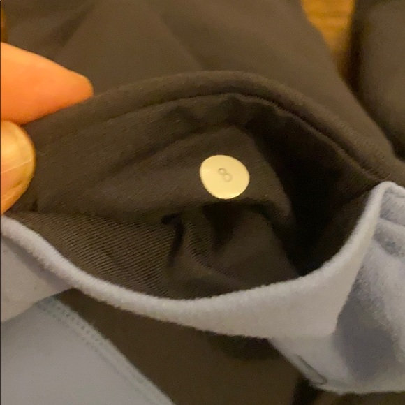 Lululemon reversible capris - Picture 3 of 4